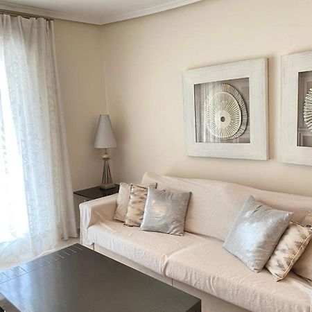 Elegant 2-Bedroom Apartment In Benidorm With Private Pool And Scenic Garden Views Cala de Finestrat Luaran gambar