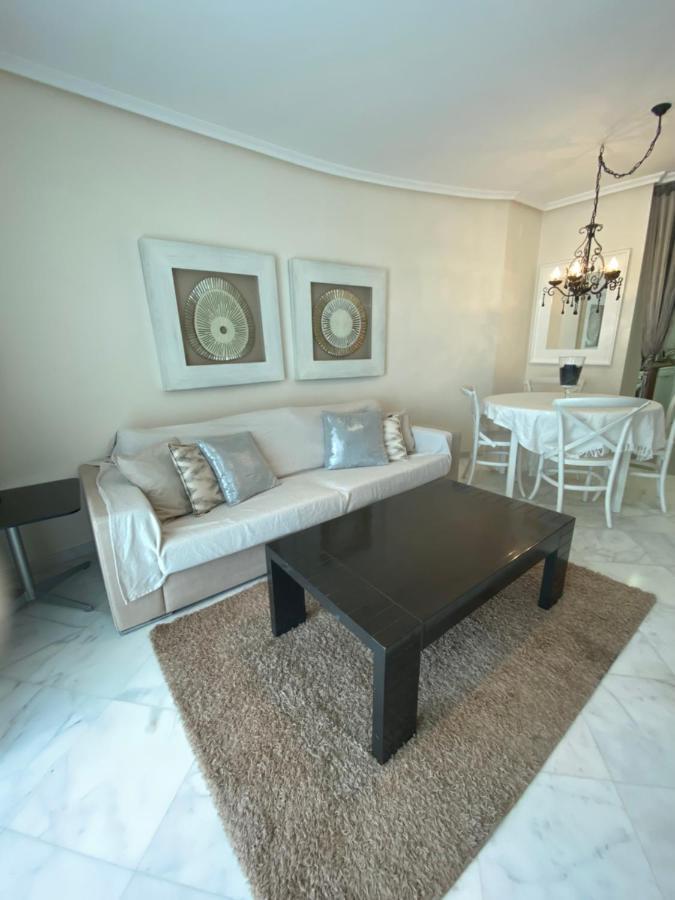 Elegant 2-Bedroom Apartment In Benidorm With Private Pool And Scenic Garden Views Cala de Finestrat Luaran gambar