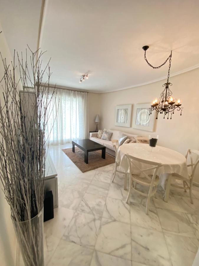 Elegant 2-Bedroom Apartment In Benidorm With Private Pool And Scenic Garden Views Cala de Finestrat Luaran gambar